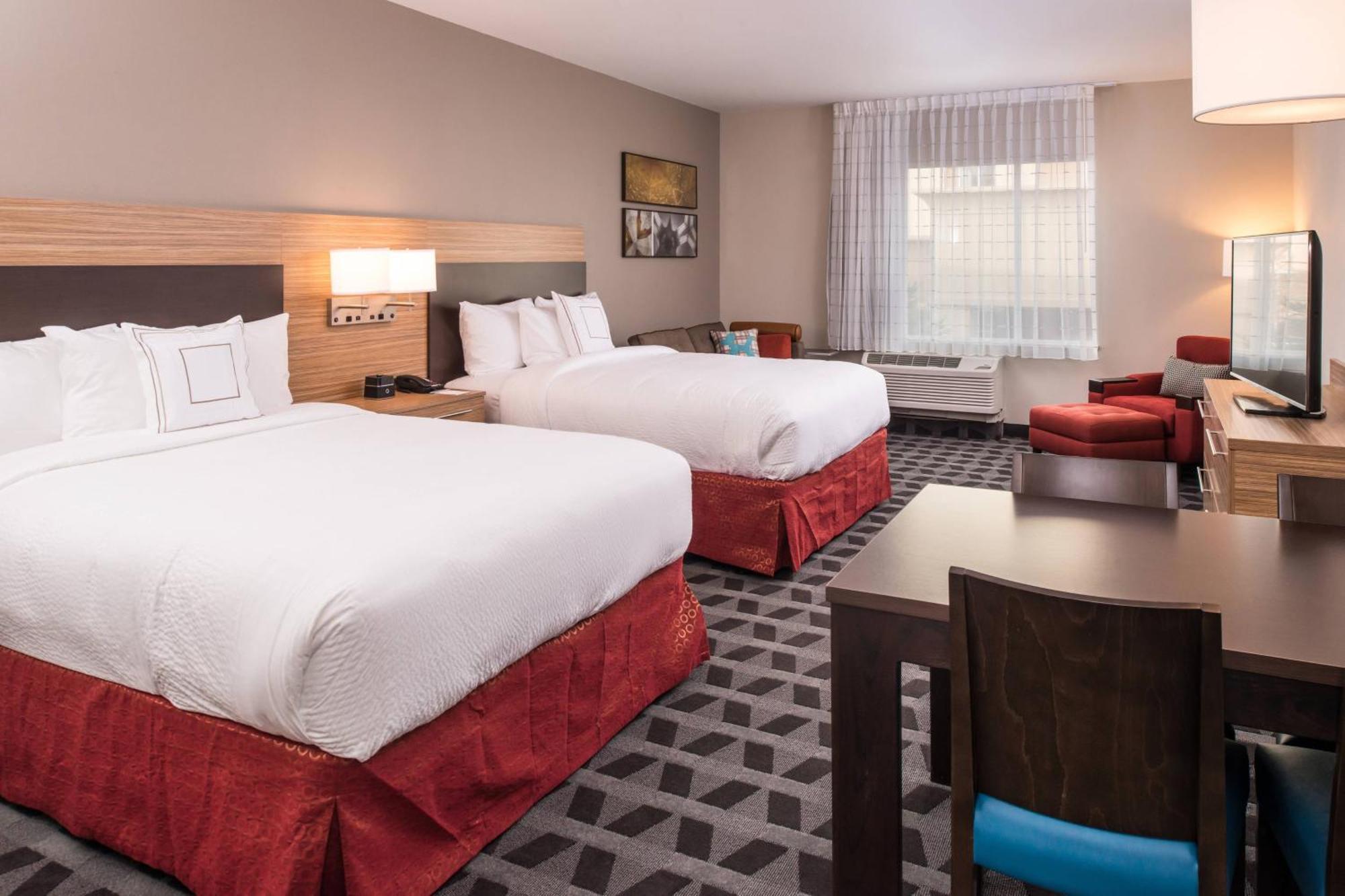 Towneplace Suites By Marriott Мърсед Екстериор снимка